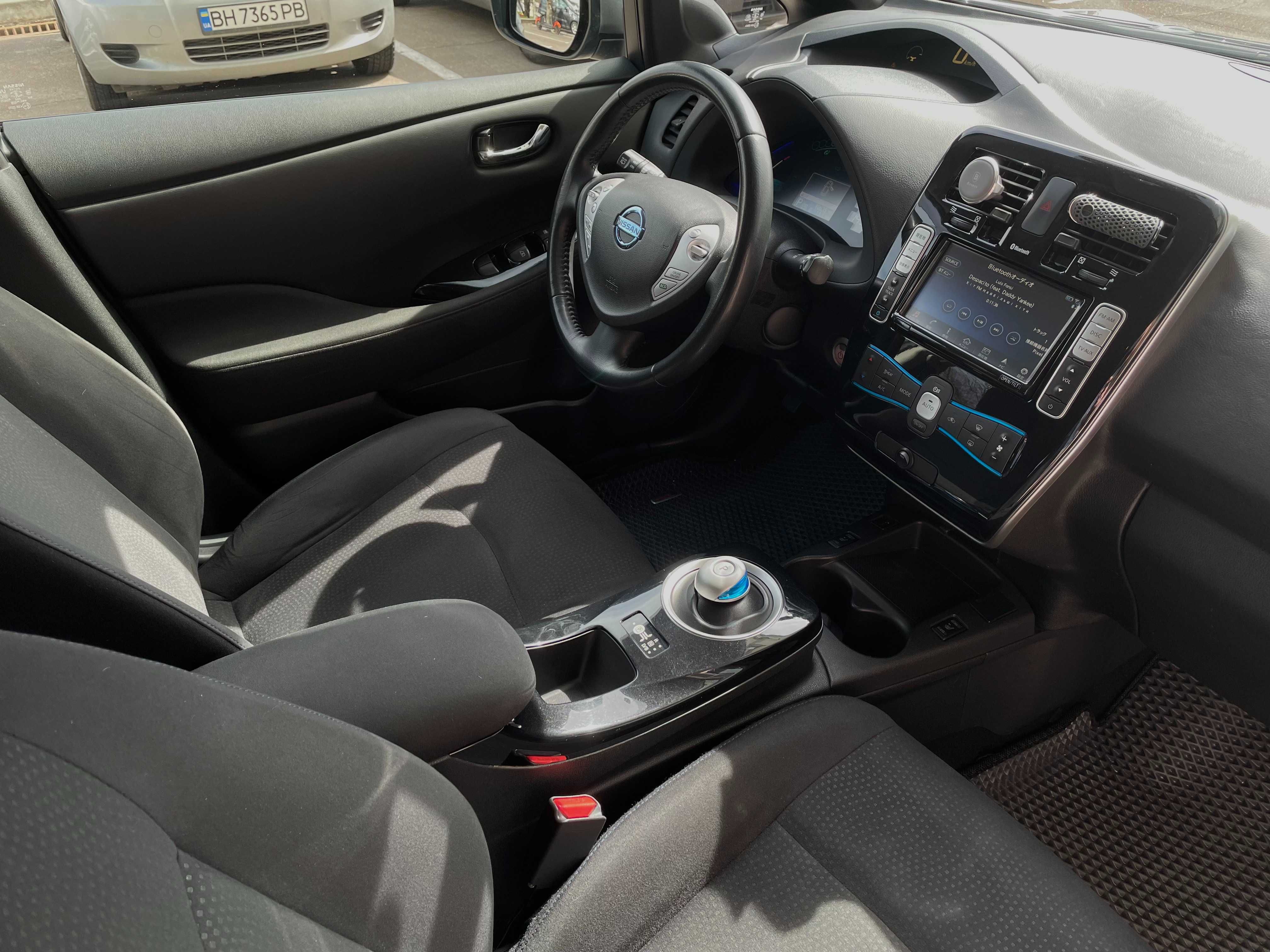 Nissan Leaf 30 кВт 2016 рік Перший власник