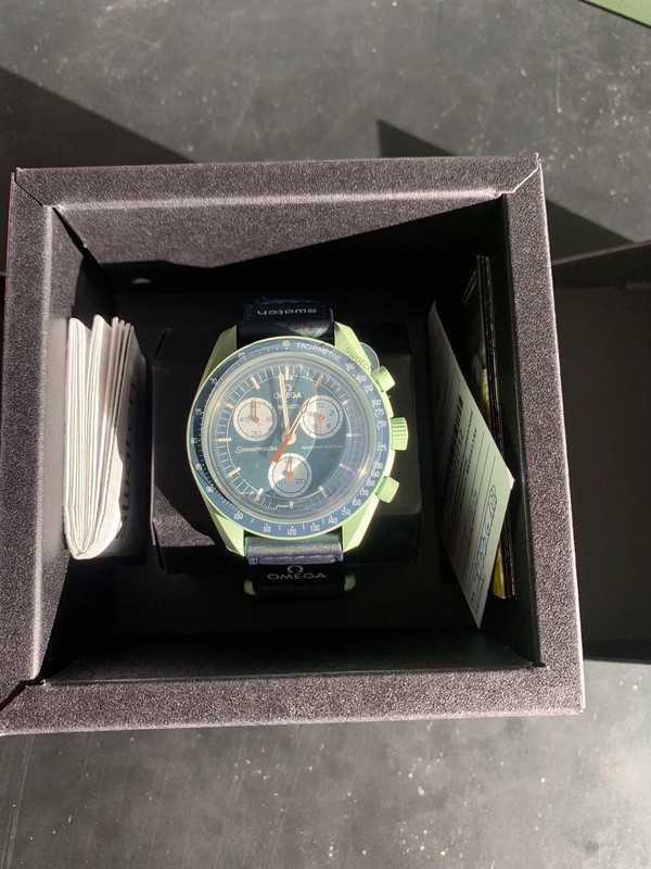 MoonSwatch Misja do Ziemi SO33G100 - Ograniczona Edycja