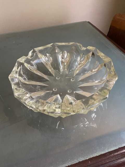 Cinzeiro antigo grande em cristal