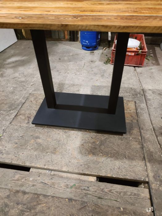 Stół 110x60 lakierowany blat nogi stalowe