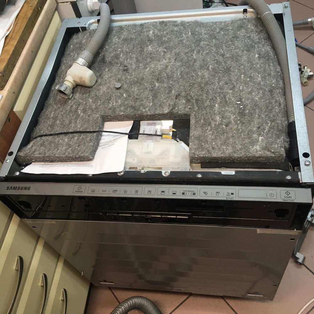 Zmywarka Samsung DW60K8550BB na części