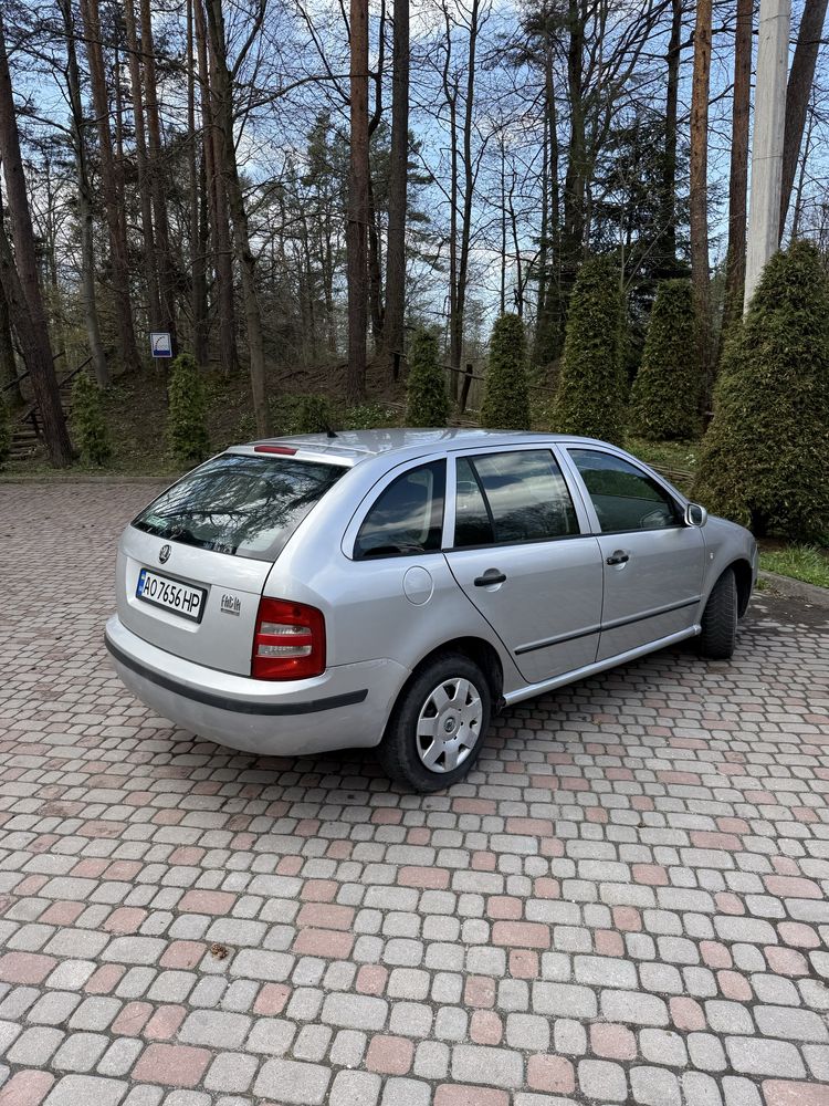 Skoda fabia 1.9 tdi 2003 рік