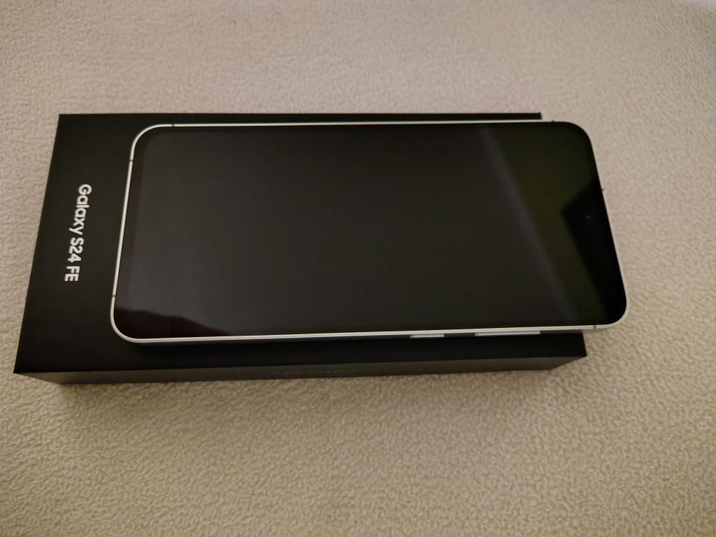 Samsung Galaxy S24 FE 8/256