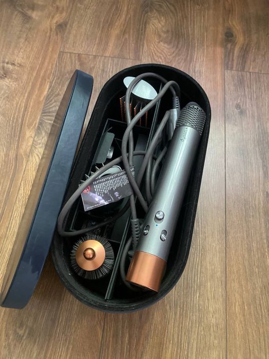 Dyson HS05 Airwrap продаю