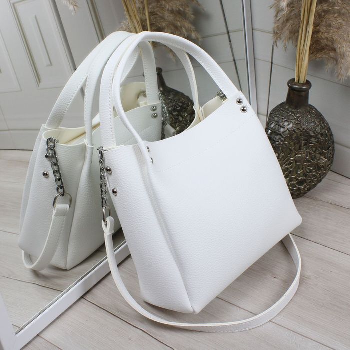 Жіноча біла сумка , стильна зручна сумка, еко шкіра, літня сумка
