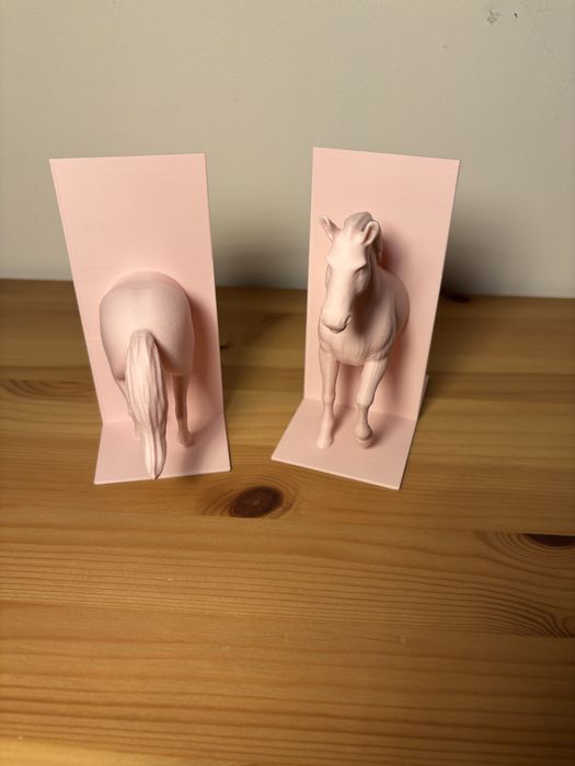 Podpórka na książki w kształcie konia