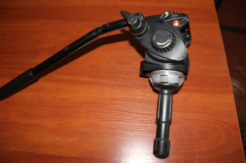 Штатив Manfrotto