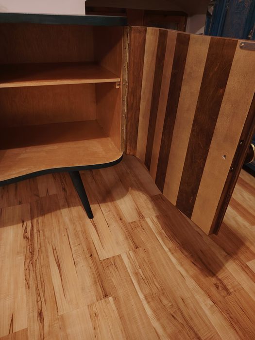 Komoda drewniana z okresu prl