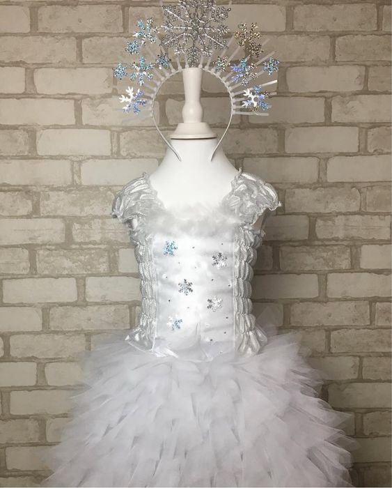 Костюм снежинки на 4—5 лет