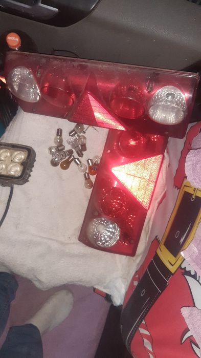 Sprzedam oświetlenie