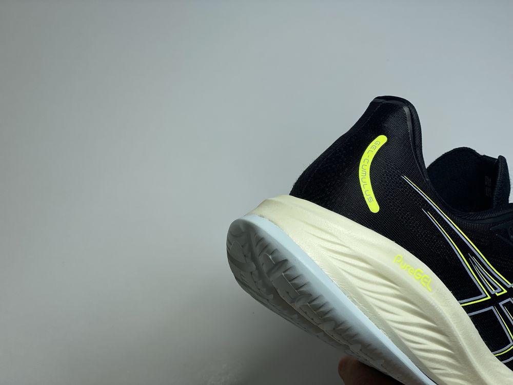 41.5-26см ОРИГІНАЛ 100% Кросівки ASICS GEL-CUMULUS 26 1012B599