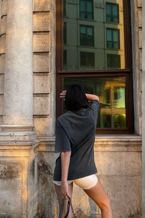 Варена футболка 100% бавовна з камінцями