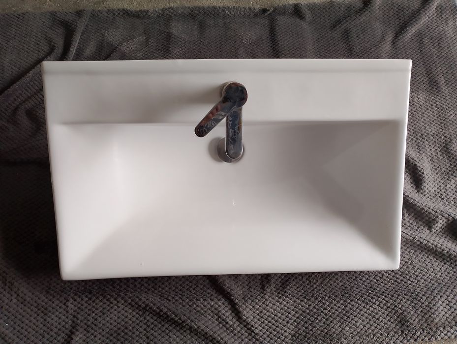 Sprzedam zlew łazienkowy