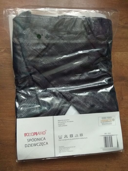 Okazja!!! Nowa spódniczka błyszcząca srebrna  128