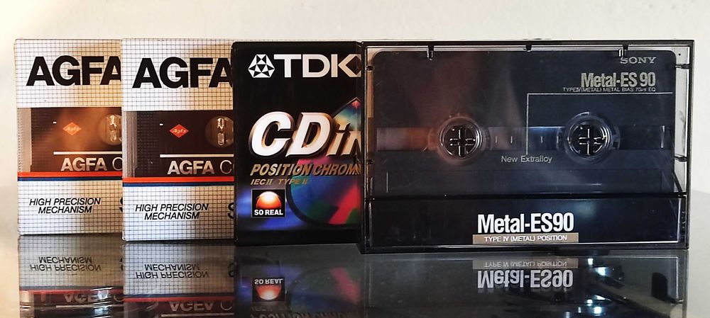 Kasety magnetofonowe BOX 4szt. metal,chrom SONY TDK AGFA