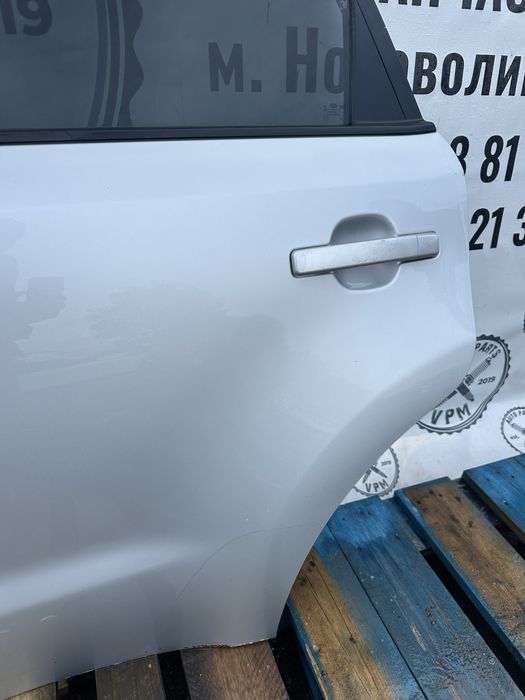 Задні ліві двері, задня ліва дверка Kia Soul EV 2014-2018