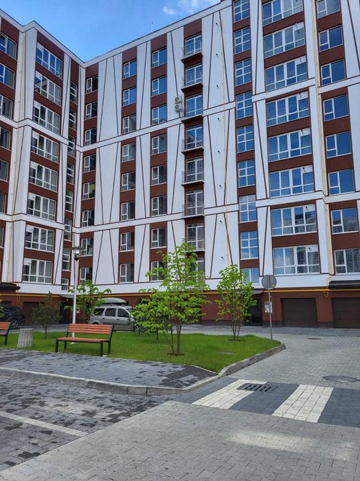 Продаж 2 кім квартири з затишною локацією