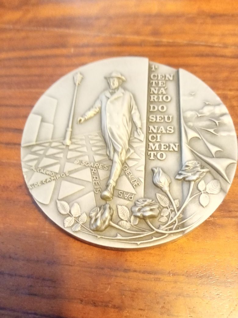 Medalha em estanho Fernando Pessoa