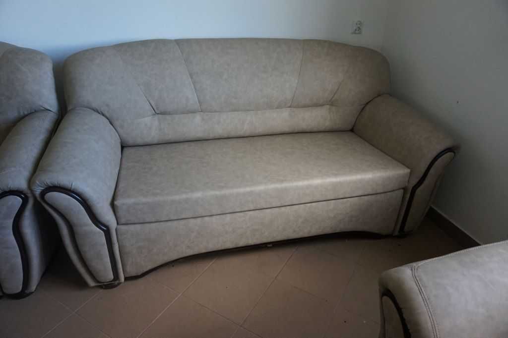 Komplet sofa z fotelami