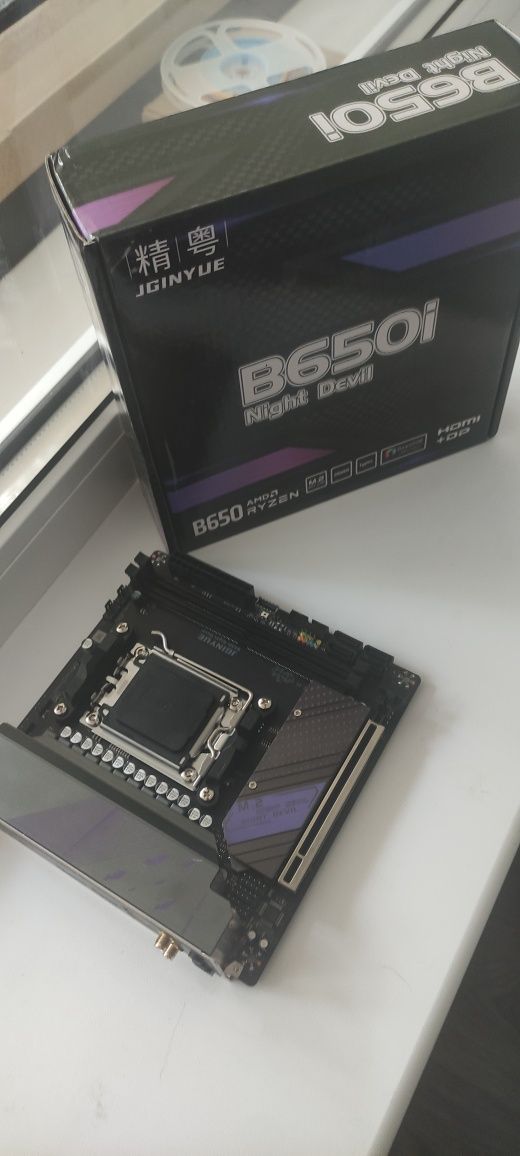 Матернская плата Mini-ITX JGINYUE B650I NIGHT DEVIL + Wi-Fi
