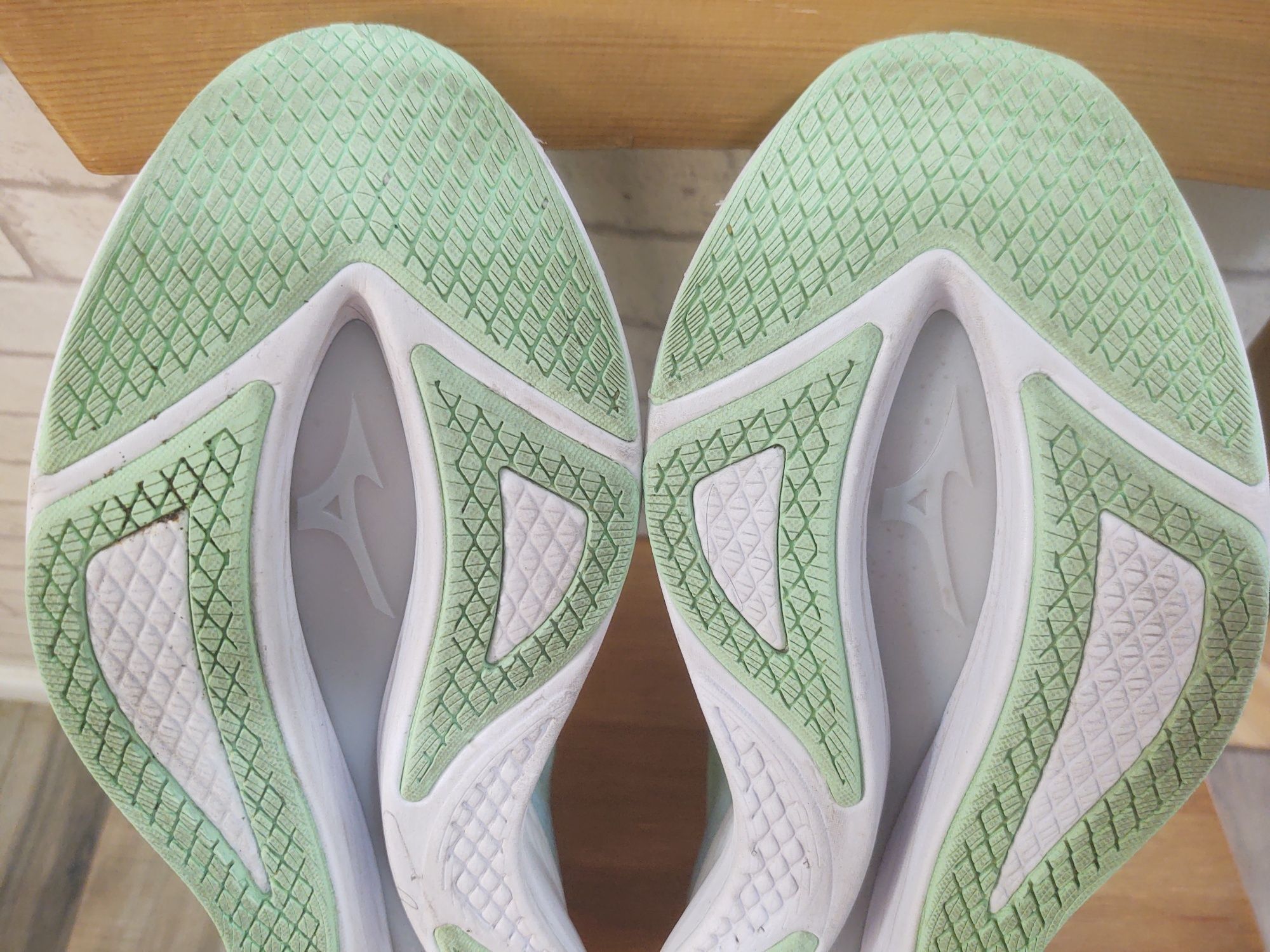 Mizuno Wave Rebellion Flash 2 rozmiar 44