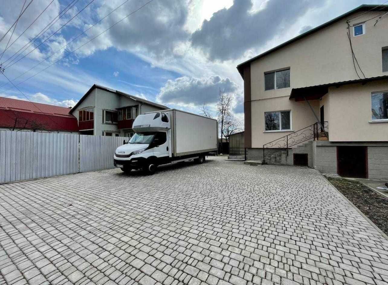 № 12565 - Будинок на початку с. Глибочиця, 237 м2, ділянка - 14 сот
