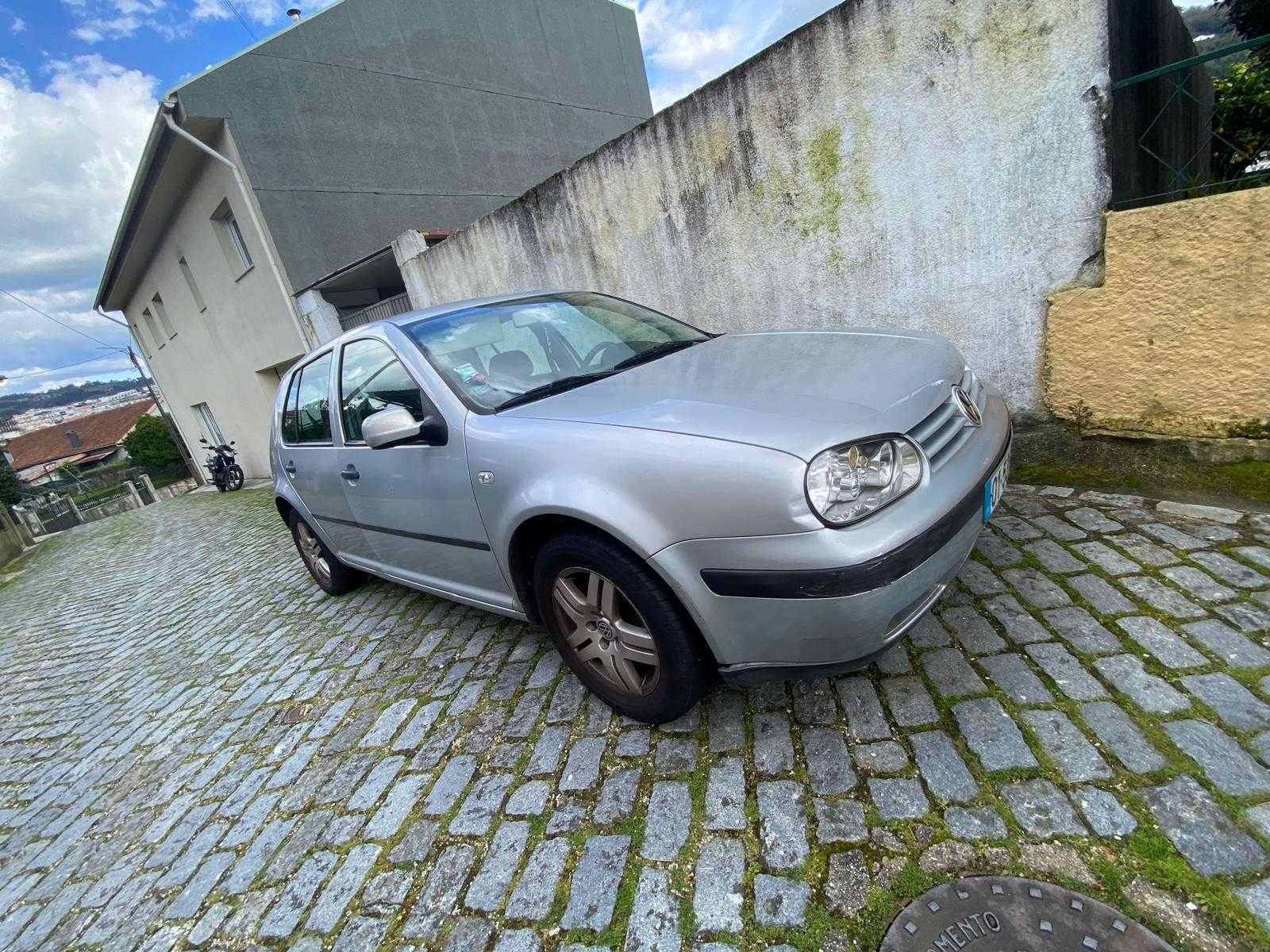 Vende carro , 1500 impecável nada para fazer .