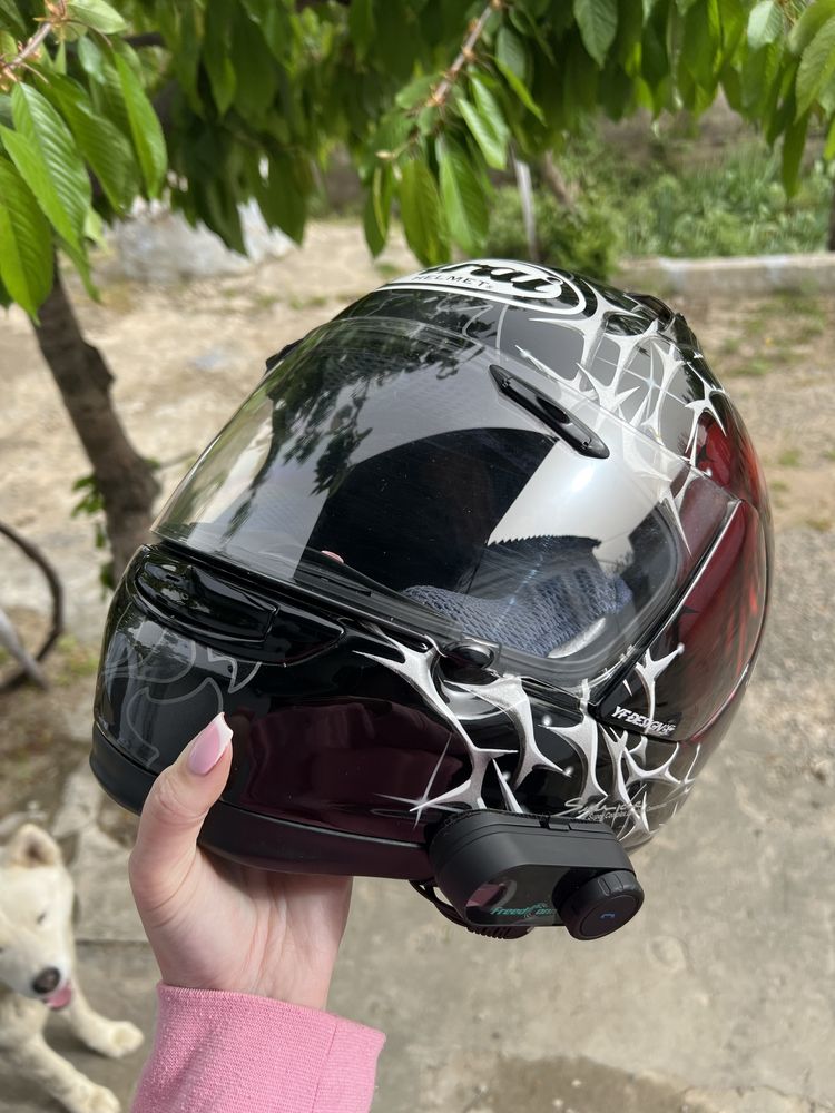 Шлем. Шолом Arai Helmet