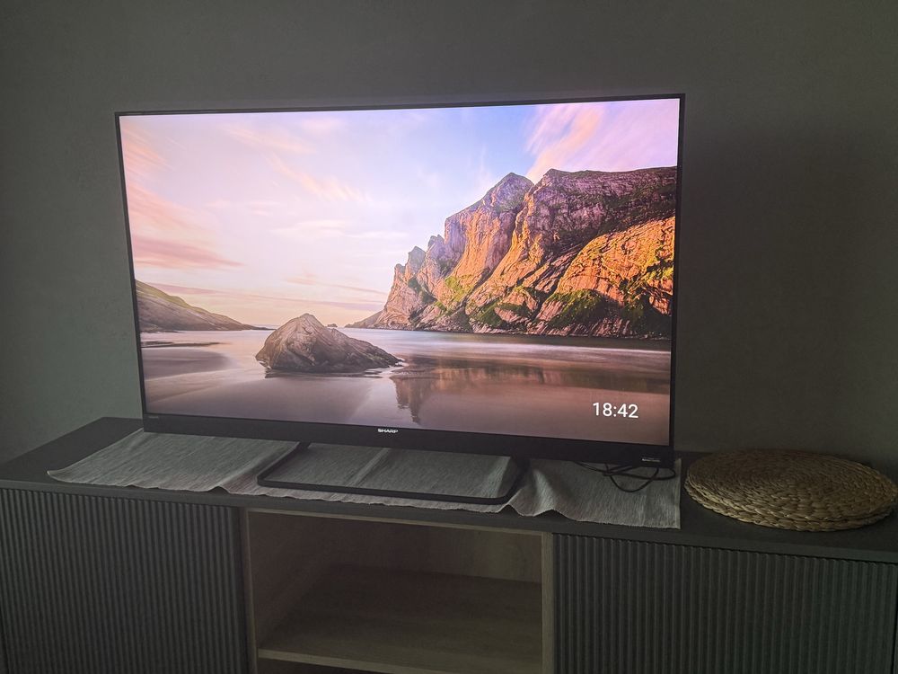 Telewizor Sharp 4K UHD Quantum Dot 50 cali