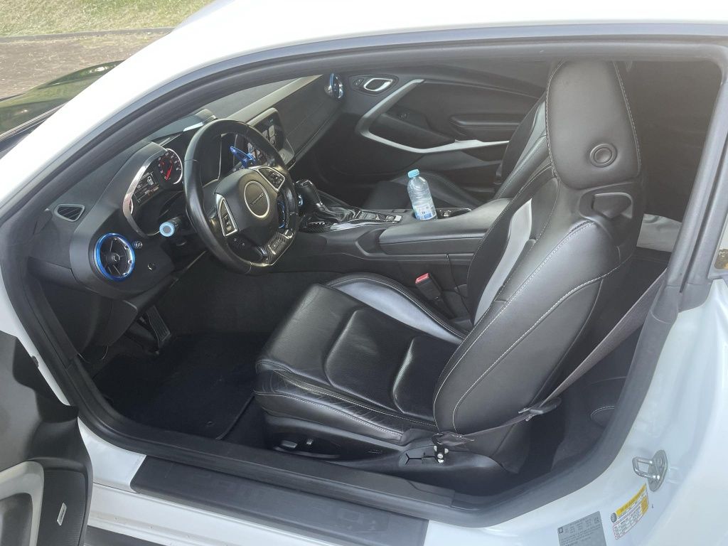 Chevrolet camaro equipamento zl1