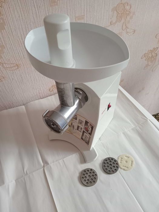 М,ясорубка БОШ   Чемпіон  побутова