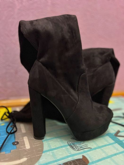 Чоботи ботфорти ботильйони 38р