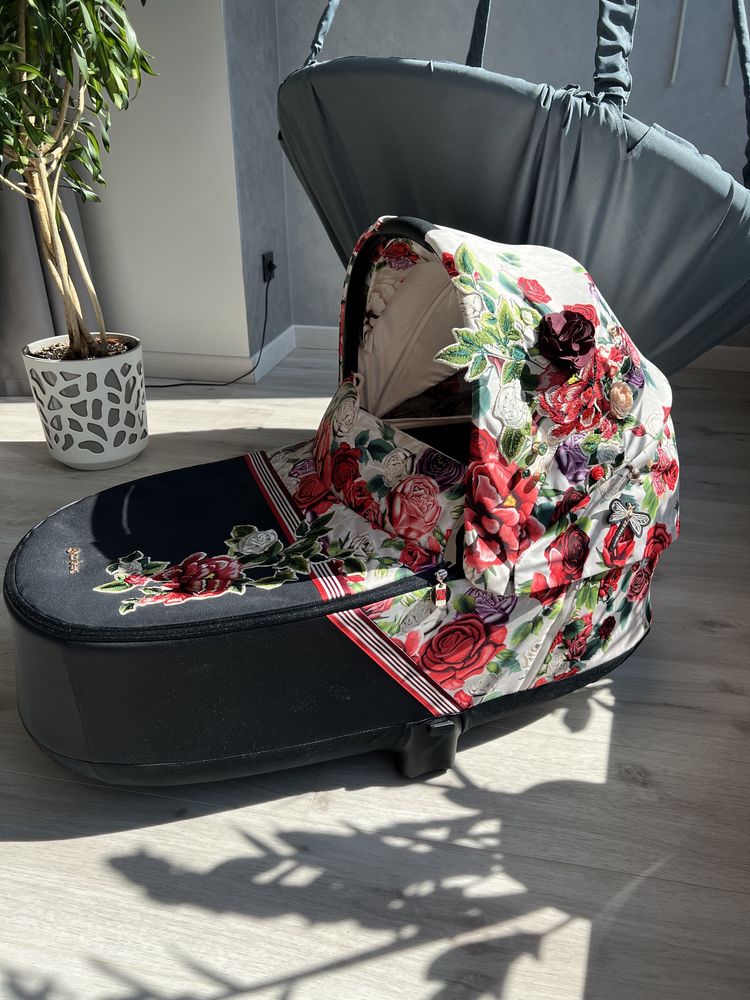 Люлька Cybex Priam Spring Blossom