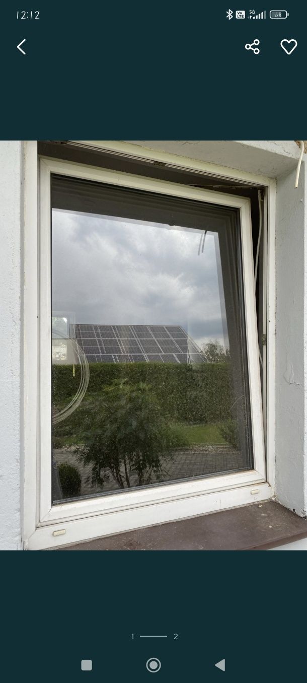 Otwory okienne okna 140x106 plastikowe dwie sztuki, zawiasy lewa str.