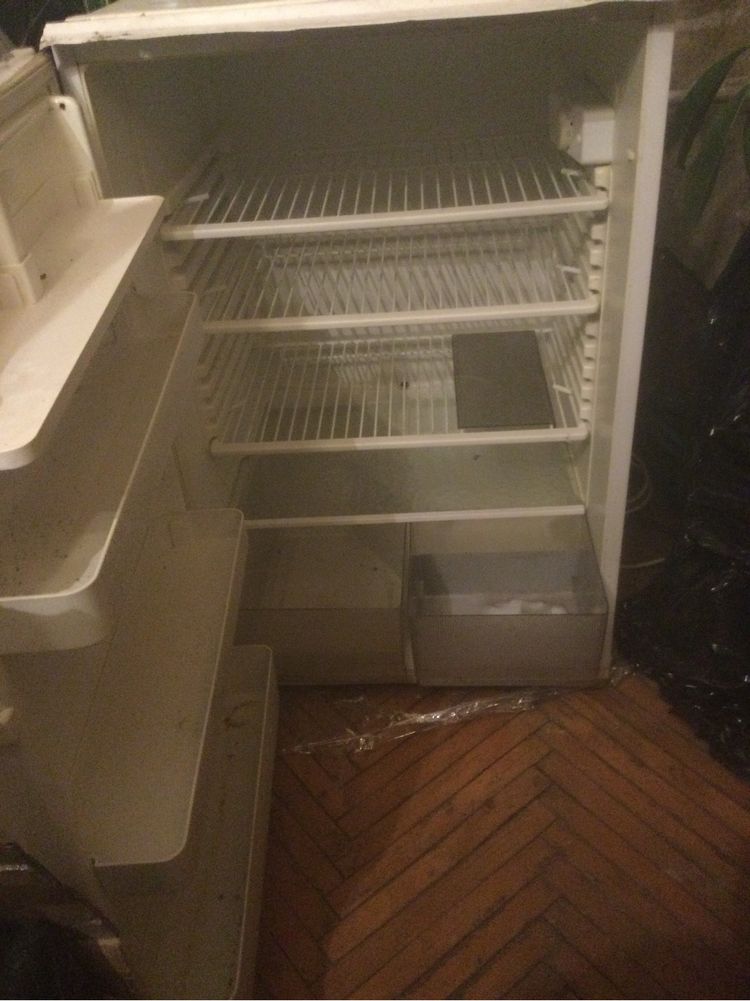 Монтируемый встраиваемый холодильник Kühlschrank б/у Germany
