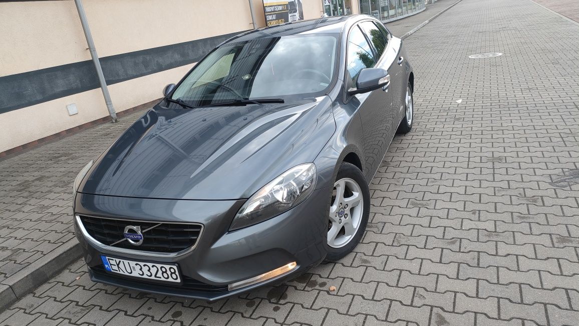 Volvo V40 1,6d 115KM- 2014rok-tablice PL