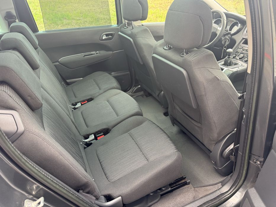 Peugeot 5008 1.6 tph з Швейцарії