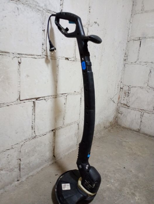 Podkaszarka elektryczna