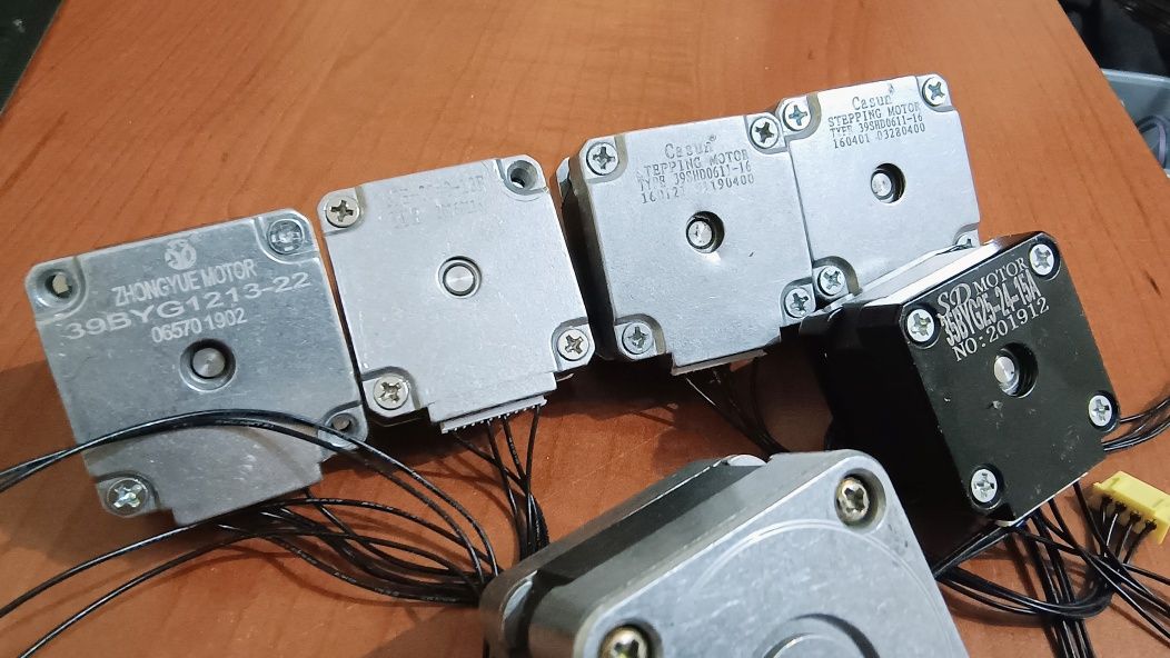 Крокові двигуни для 3D  принтера, чпу