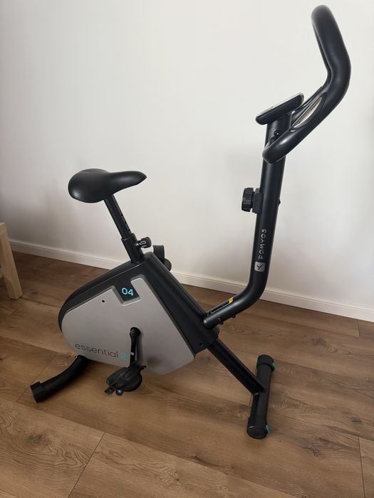 Rower stacjonarny Essential 2 Bike decathlon