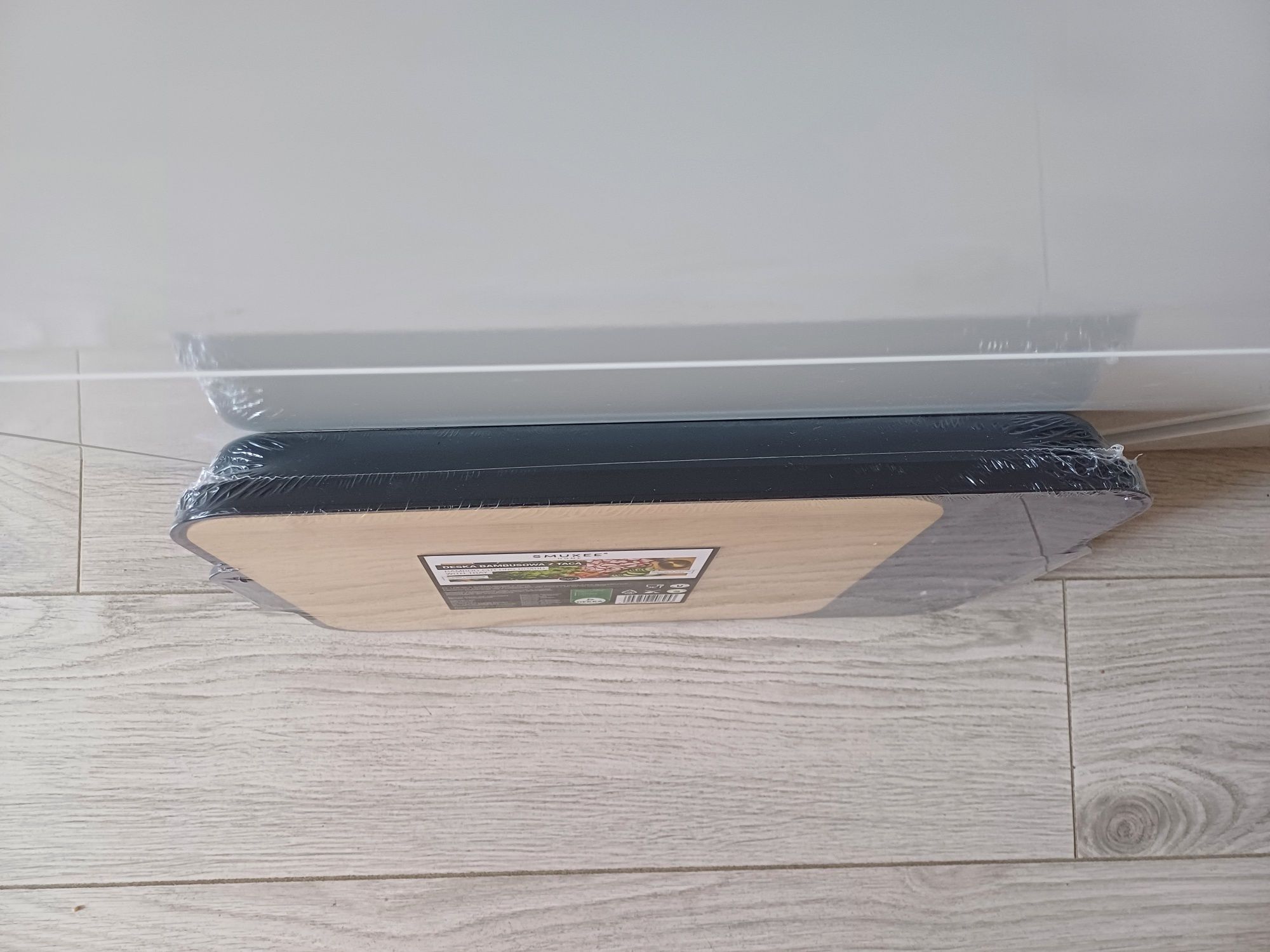Zestaw 2 w 1, bambusowa taca, deska  z szufladą