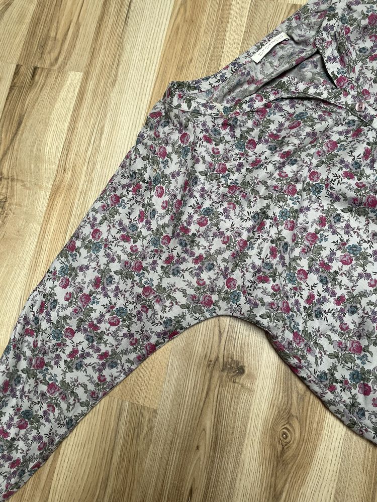 Koszula bluzka w kwiaty 3/4 rękaw ściągacz Promod