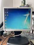 Monitor HP 1740