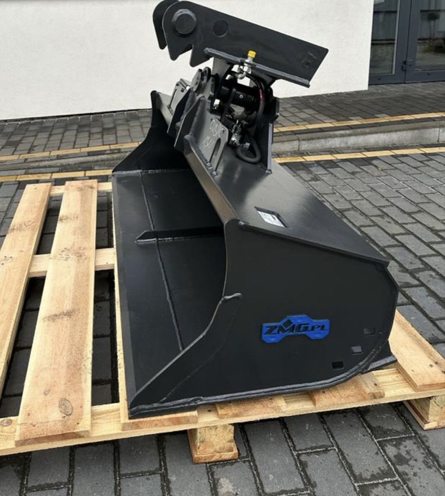 Łyzka skarpowa 1500  do koparko ładowarki jcb 3cx Cat  case  ostrowek