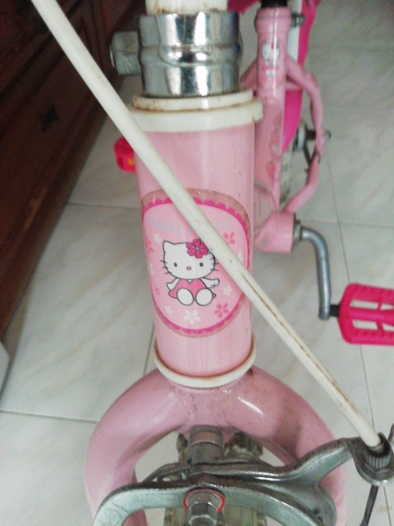 Bicicleta para HELLO KITTY