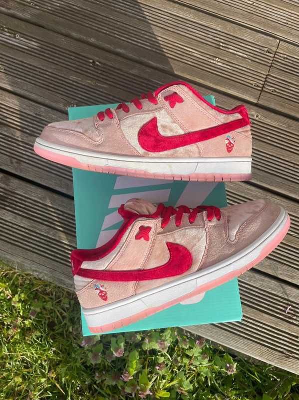 NikeSBDunk Low StrangeLove Skateboards R.43