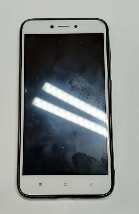 Смартфон Xiaomi Redmi 4X 3/32