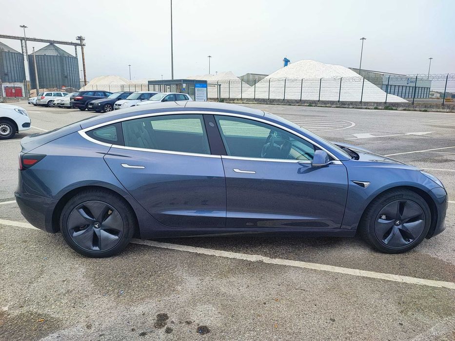 TESLA Model 3 AWD - IVA dedutivel