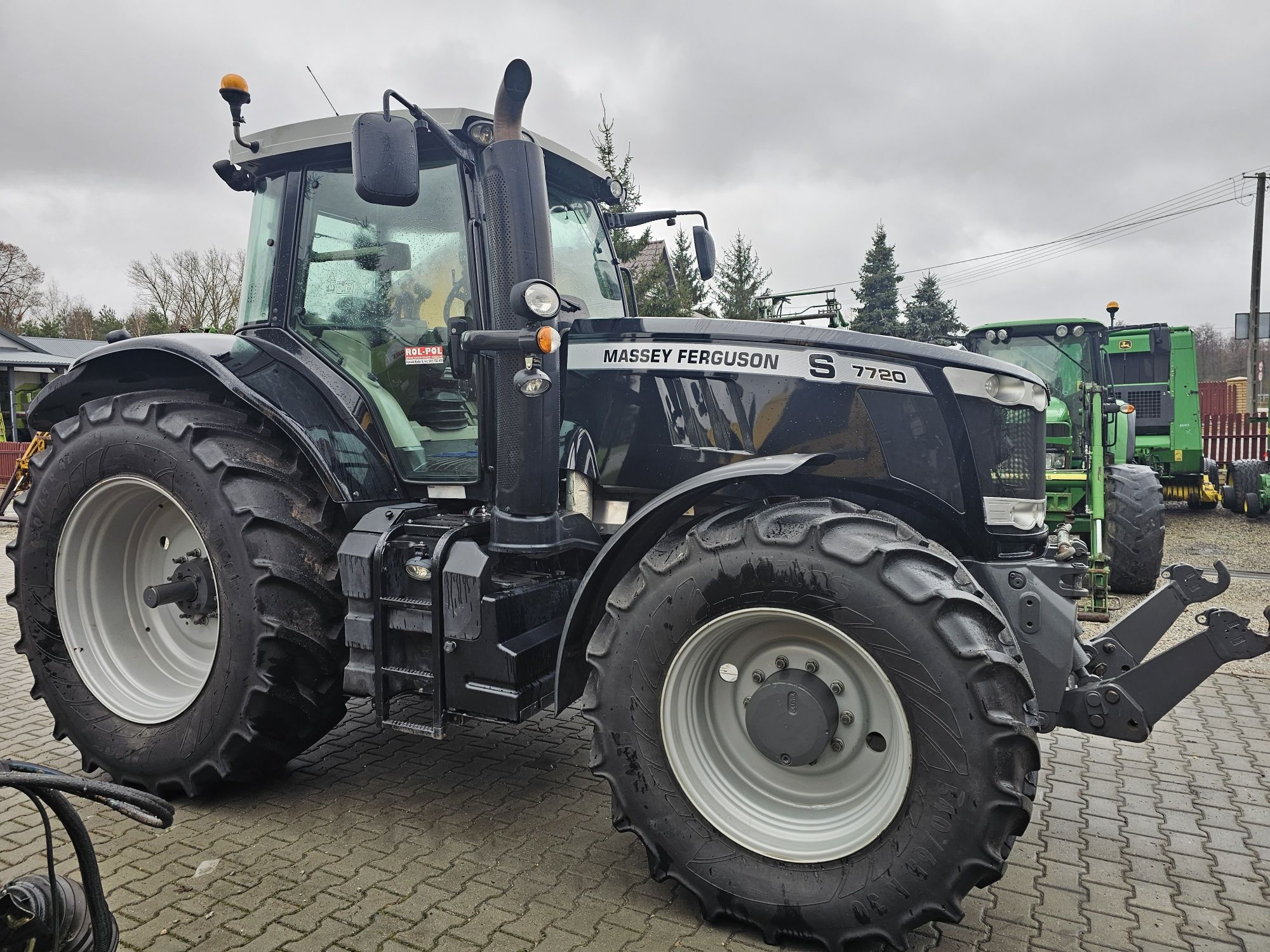 Ciągnik Massey Ferguson 7720 S Vario nie Dyna