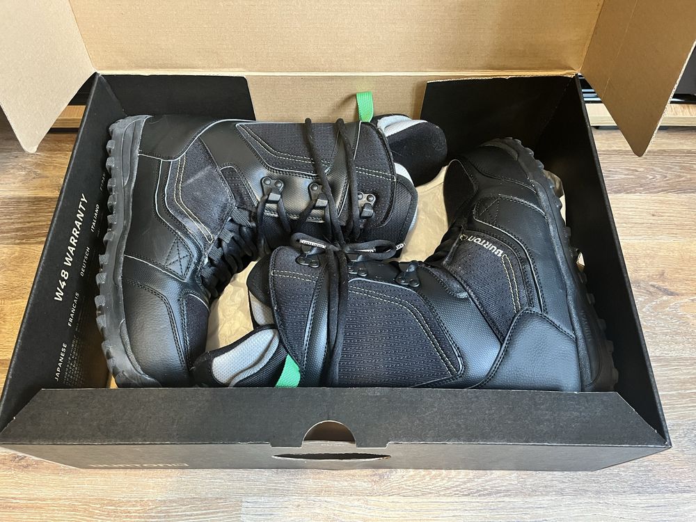 Buty snowboardowe Burton. Rozm 42.5. Wkł.  26 cm. Jak nowe.
